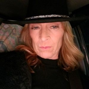 Meet your Posher, Kari